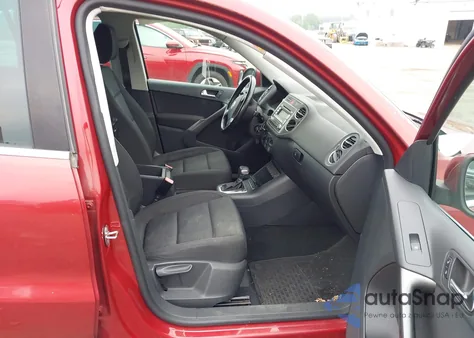 2009 Volkswagen Tiguan Se from USA, damaged, VIN WVGAV75N99W524269